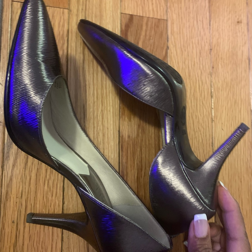 MICHAEL Michael Kors Kitten Heels * Accepting all reasonable offers* - Picture 4 of 5